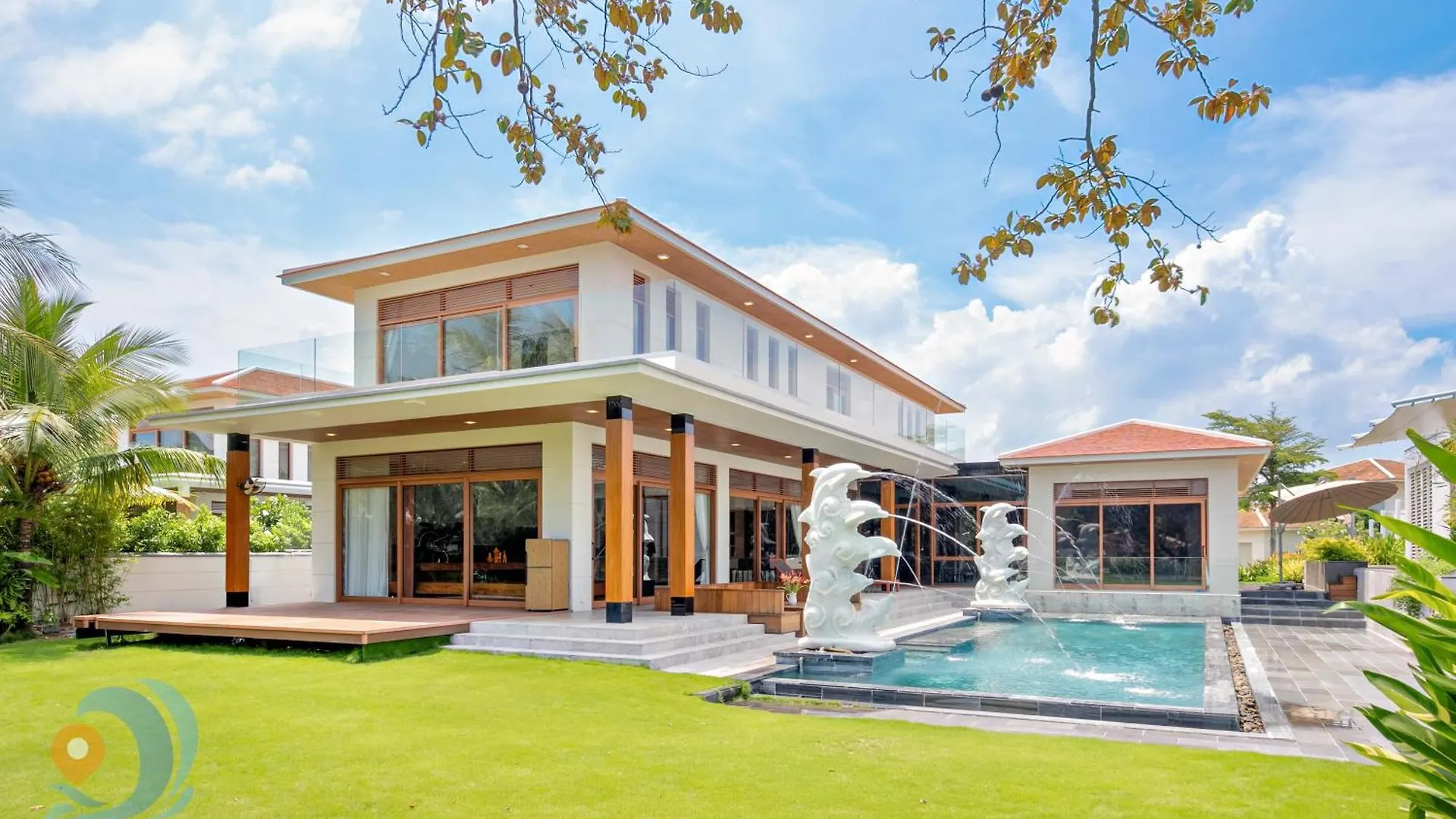 ***** Resort Memories Holiday Beach Villa Da Nang Vietnam