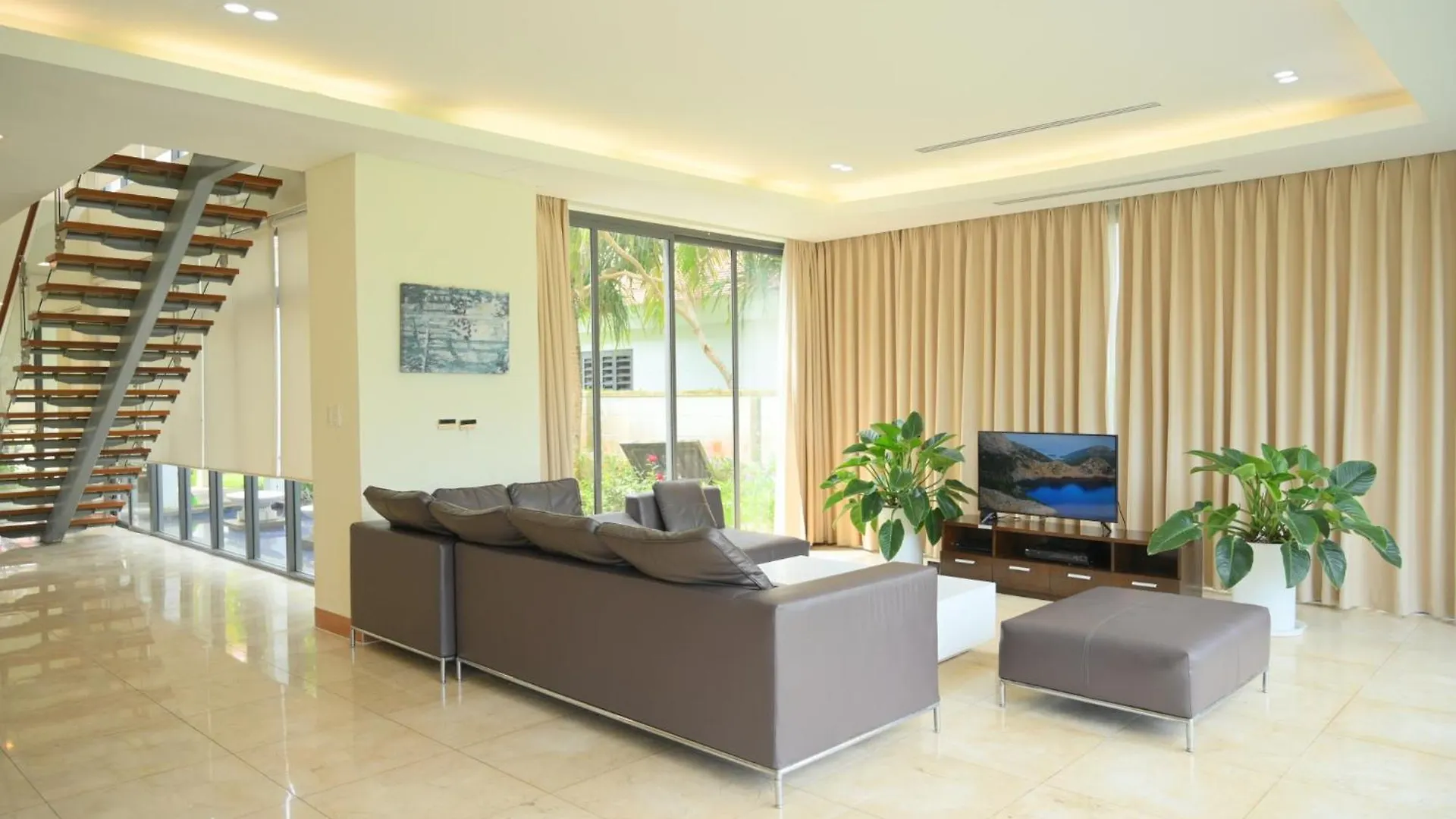 Resort Memories Holiday Beach Villa Da Nang