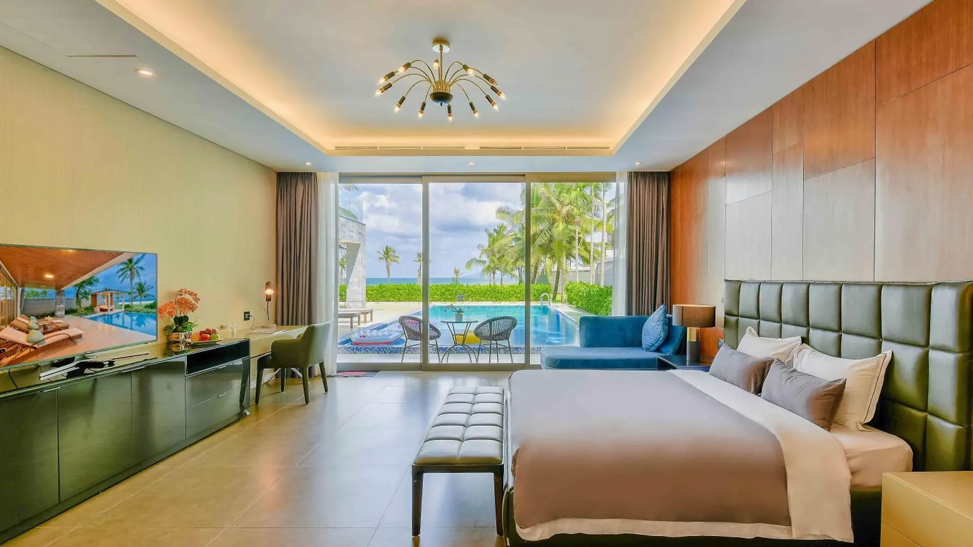Memories Holiday Beach Villa Da Nang