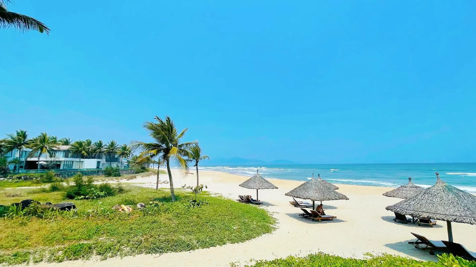 Resort Memories Holiday Beach Villa Da Nang