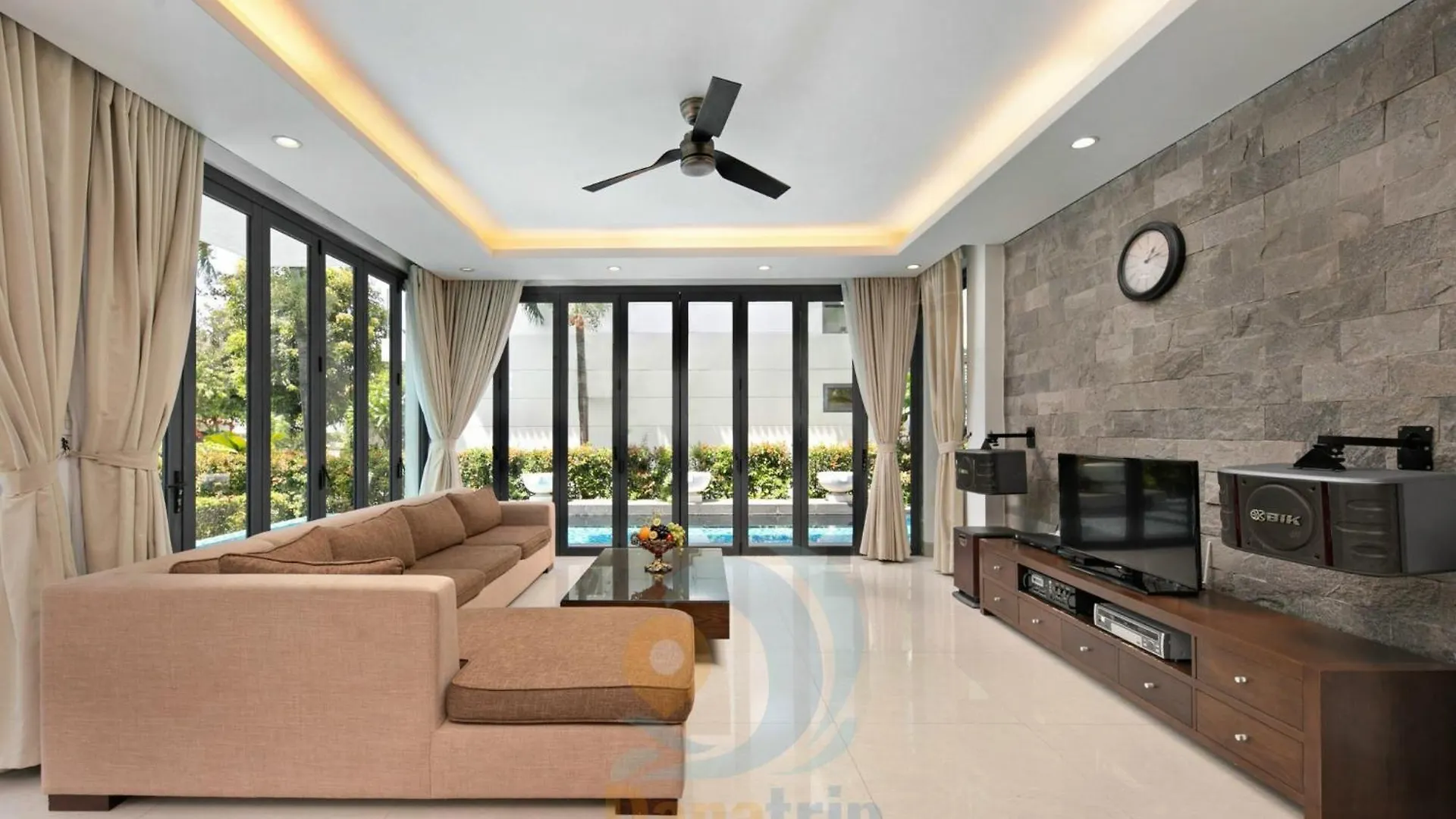 Memories Holiday Beach Villa Da Nang 5*,