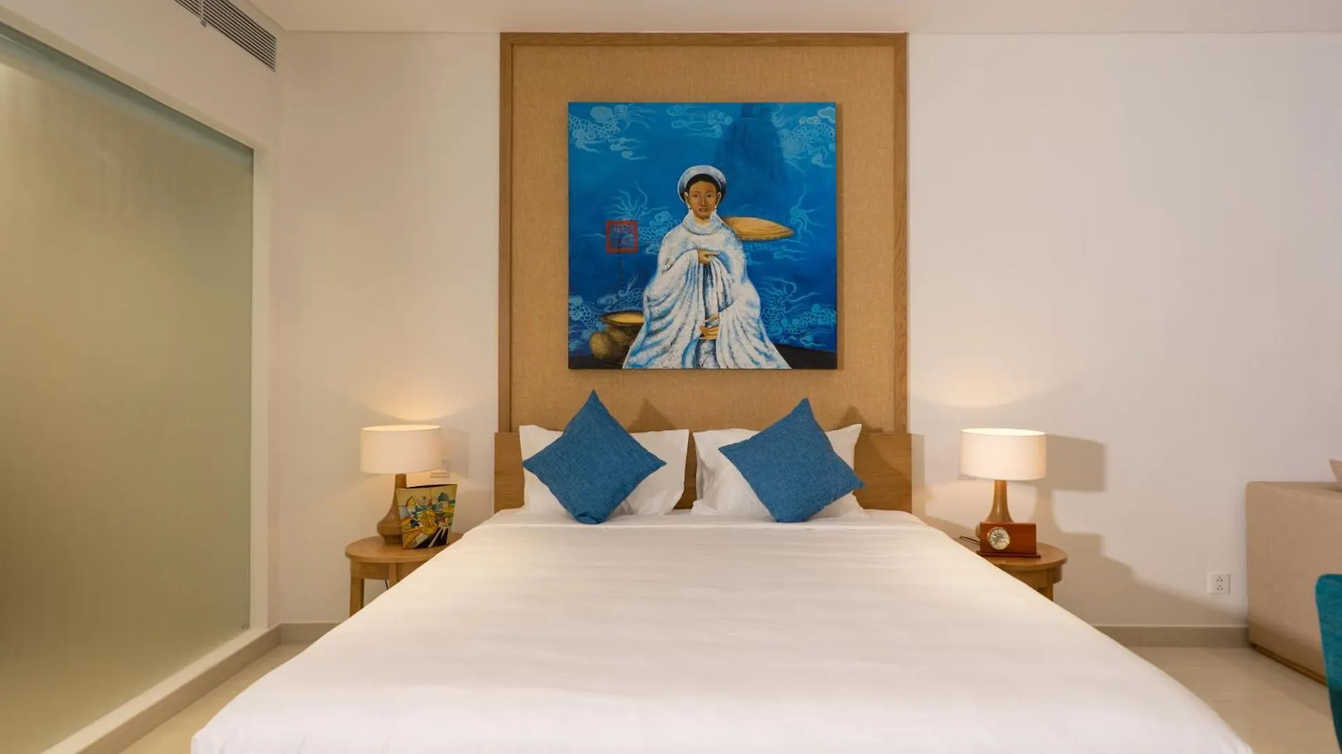 Memories Holiday Beach Villa Da Nang Resort