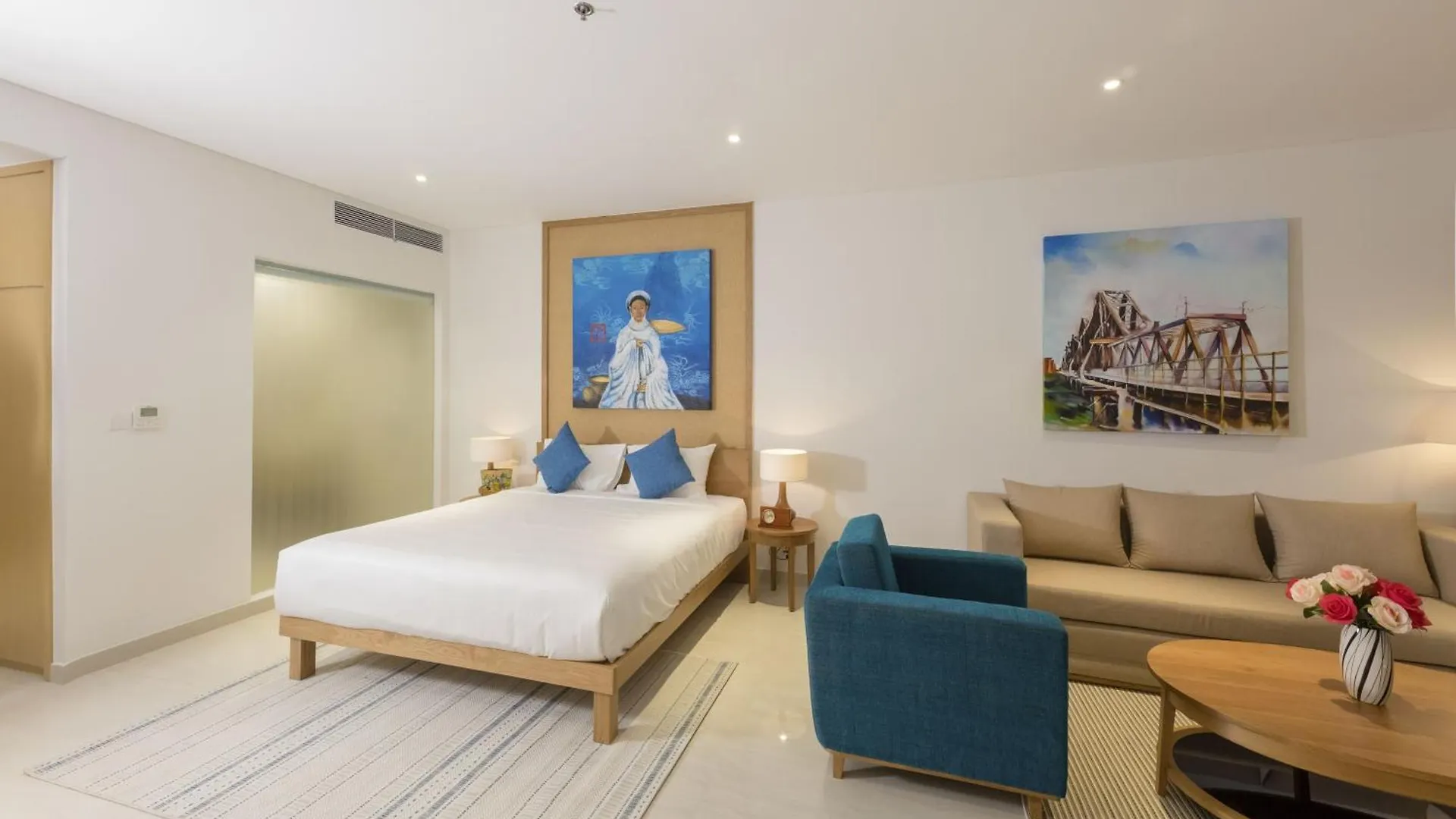 Memories Holiday Beach Villa Da Nang