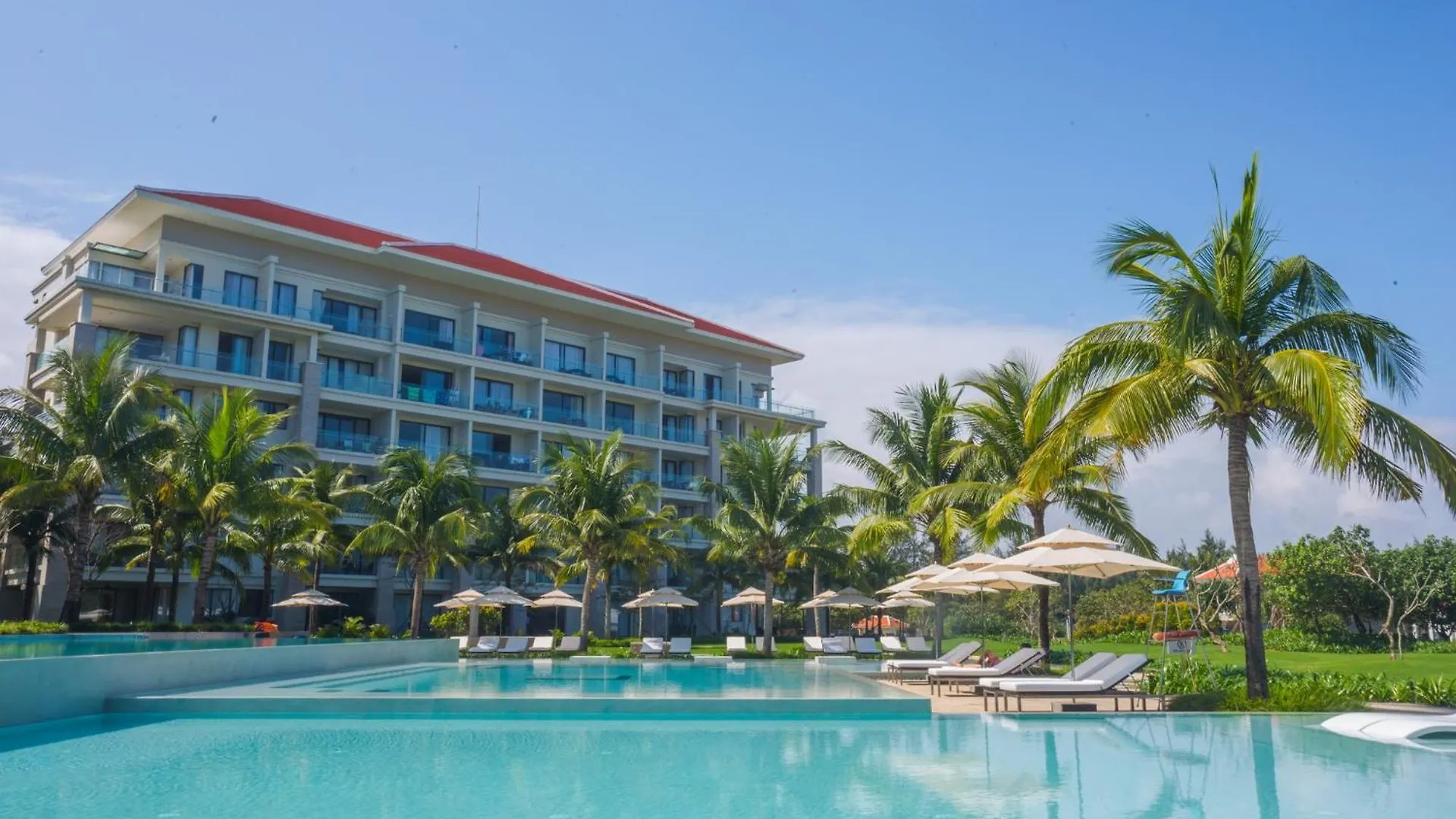 Resort Memories Holiday Beach Villa Da Nang