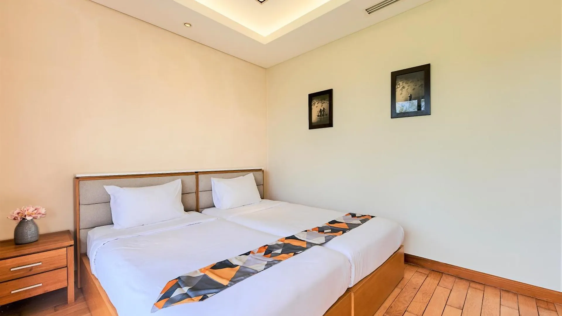 Rezort Memories Holiday Beach Villa Danang